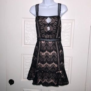 Lush Lace women’s black Dress L juniors